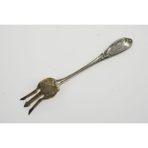 62707 FRANCJA CUDOWNY SREBRNY WIDELCZYK DO DO DESERÓW OWOCÓW WAGA 21,4 G (2).jpg