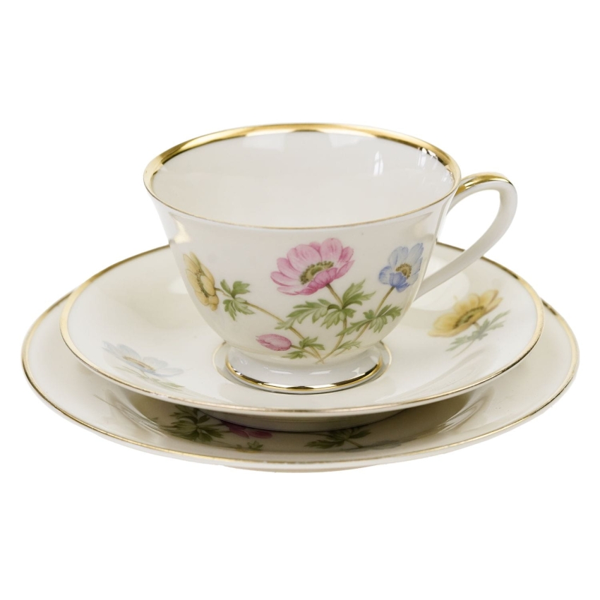 62955 TIRSCHENREUTH KOŚĆ SŁONIOWA ELEGANCKA ŚNIADANIÓWKA PASTELOWE KWIATKI (1).jpg