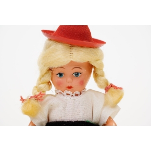 63080 STARA LALKA LALECZKA12,5 CM W UBRANKU Z TWORZYWA SZTUCZNEGO DO DOMKU DLA LALEK (2).jpg