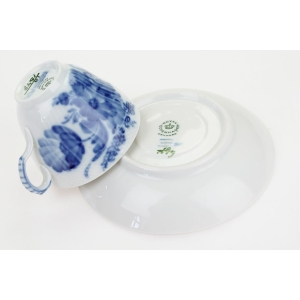 49038 ROYAL COPENHAGEN FILIŻANKA ZE SPODKIEM NIEBIESKIE KWIATY (5).jpg