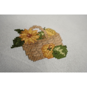 63359 PŁÓCIENNY OBRUS HAFT KRZYŻYKOWY SŁONECZNIKI 74 X 73 CM (3).jpg