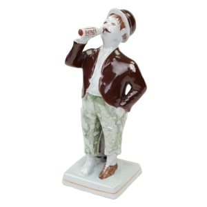 63613 STEATYT FIGURKA RĘCZNIE MALOWANA CHULIGAN PIJAK (1).jpg