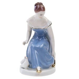63913 ROYAL DUX FIGURKA RĘCZNIE MALOWANA KOPCIUSZEK (1).jpg