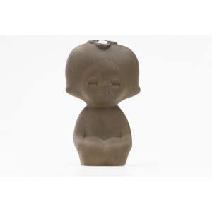 63925 ZSRRESTONIA LAINE SISA CERAMICZNA FIGURKA DZIEWCZYNKI Z LAT 6070-TYCH (2).jpg