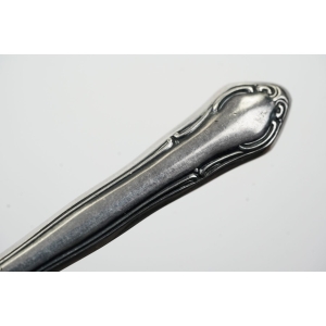 64129 ŚLICZNY NÓŻ DO MASŁA ZE SREBRNYM TRZONKIEM PRÓBY 800 (3).jpg