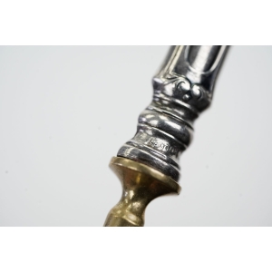 64132 ŚLICZNA ŁYŻKA ŚRODKA STOŁU DO ŚMIETANKI ZE SREBRNYM TRZONKIEM PRÓBY 800 (5).jpg