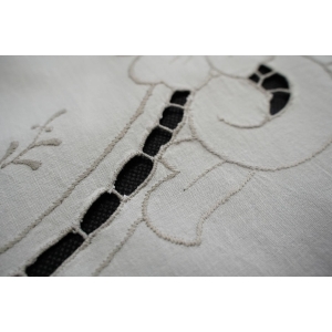 64571 PŁÓTNO AŻUROWY KREMOWY OBRUS Z AŻURKAMI KWIATY 86 X 80 CM (4).jpg