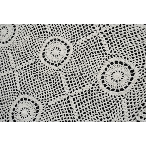 64575 SZYDEŁKO SERWETA OBRUSIK W ROZETY ŚR. 70 CM (2).jpg