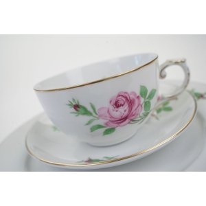 64664 FÜRSTENBERG ŚLICZNA ŚNIADANIÓWKA Z RÓŻAMI (3).jpg