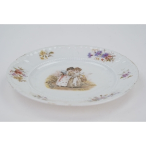 64706 C.T. ALTWASSER KOMPLET TALERZYKÓW DESEROWYCH Z DZIEWCZĘTAMI (3).jpg