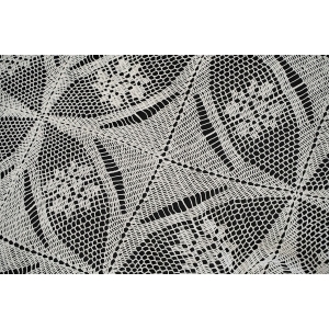 64871 SZYDEŁKO OBRUS W DUŻY WZÓR W BIELI 155 X 100 CM (2).jpg