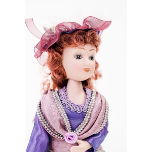 65220 PORCELANOWA KOLEKCJONERSKA LALKA W FIOLETOWEJ SUKNI DAMA 19 CM (2).jpg