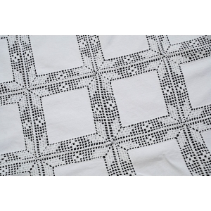 65411 PŁÓTNO I SZYDEŁKOWE KORONKI OBRUS W BIELI 80 X 77 CM (2).jpg