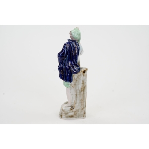 65714 DIKOLENKO FIGURA KAWALERA Z MANDOLINĄ NIETYPOWA (4).jpg