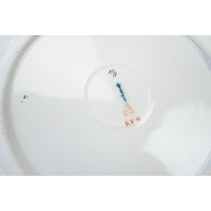 65889 KPM BERLIN ALTOSIER TALERZ KOLOROWE KWIATY I MOTYLE II (6).jpg