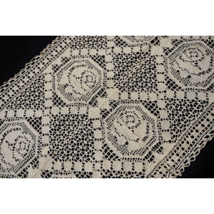 65904 KREMOWA UROCZA KORONKA MASZYNOWA BIEŻNIK LAUFER W RÓŻE 112 X 43 CM (2).jpg
