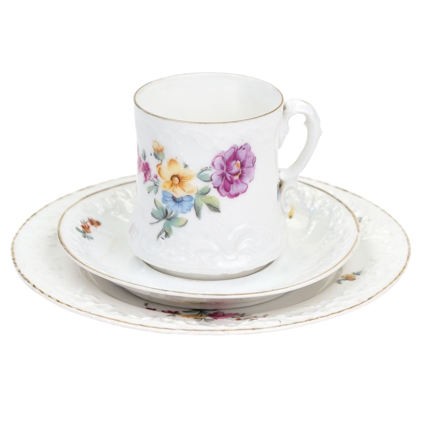 65997 FÜRSTENBERG ZABYTKOWA ŚNIADANIÓWKA W KWIATY I CUDOWNE RELIEFY (1).jpg