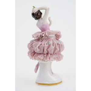 66072 AELTESTE VOLKSTEDTER PORZELLANMANUFAKTUR FIGURKA TANCERKI W KRYNOLINACH (3).jpg