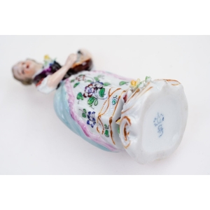 66073 SITZENDORF ŚLICZNA FIGURKA DAMY Z INSTRUMENTEM RĘCZNIE MALOWANA (5).jpg