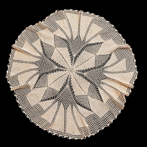 66219 SZYDEŁKO ŁOSOSIOWY CIEKAWY OBRS ŚR. 80 CM (1).jpg