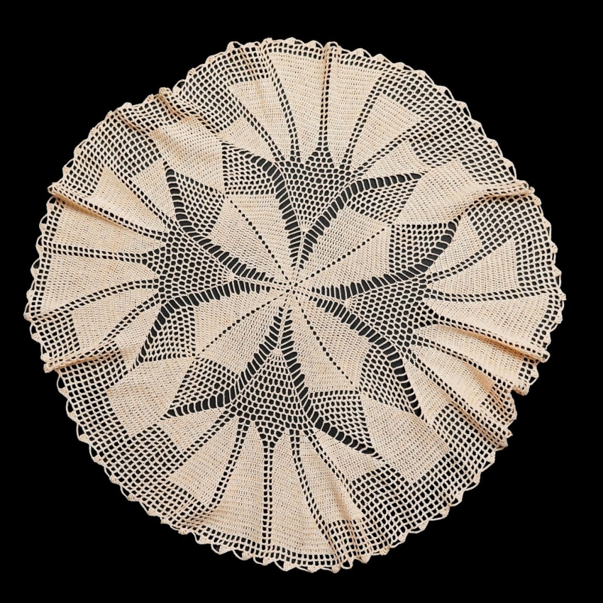 66219 SZYDEŁKO ŁOSOSIOWY CIEKAWY OBRS ŚR. 80 CM (1).jpg