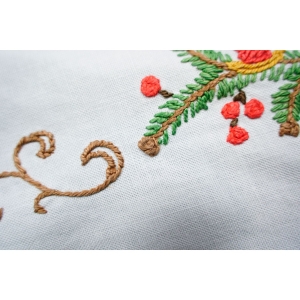 66351 BOŻE NARODZENIE PŁÓTNO RĘCZNE KOLOROWE HAFTY OBRUS 75 X 74 CM (4).JPG