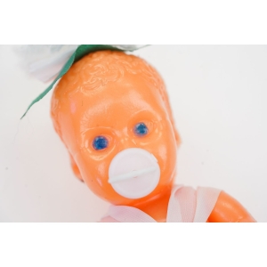 66398 STARA LALKA W DŁUGIEJ SUKNI ZE SMOCZKIEM LATA 70-TE WYS. 14 CM II (2).JPG