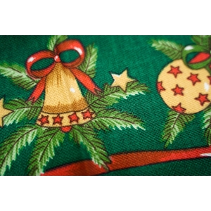 66560 BOŻE NARODZENIE BARWNY DRUKOWANY OBRUS W TRADYCYJNYM STYLU 79 X 78 CM (3).JPG