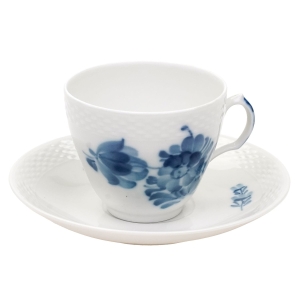 67201 ROYAL COPENHAGEN FILIŻANKA ZE SPODKIEM NIEBIESKIE KWIATY (1).jpg