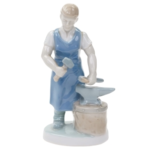 67378 GRÄFENTHAL FIGURKA MĘŻCZYZNY KOWAL (1).jpg
