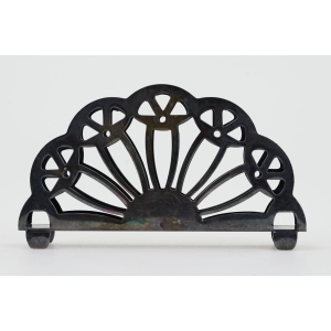 48707 HEFRA SERWETNIK PÓŁOKRĄGŁY WACHLARZ Z AŻURAMI SYGNOWANY (2).jpg