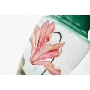 68027 SECESYJNY WAZON Z KWIATY RĘCZNIE MALOWANY CYKLAMEN (3).JPG