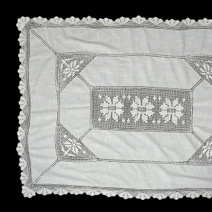 SZYDEŁKO I BIAŁA TKANINA OBRUS SZYDEŁKOWE WSTAWKI 162 X 123 CM