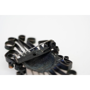 68506 METALOPLASTYKA MIEDŹ BROSZA Z PRLU (4).JPG