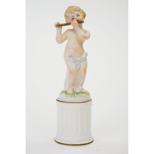68782 DELIKATNA FIGURKA PORCELANOWA PRZEDSTAWIAJĄCA CHERUBINKA PUTTA (2).JPG