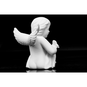62169 ROSENTHAL FIGURKA ANIOŁKA Z MOTYLKIEM WYSOKOŚĆ 14,5 CM (3).jpg