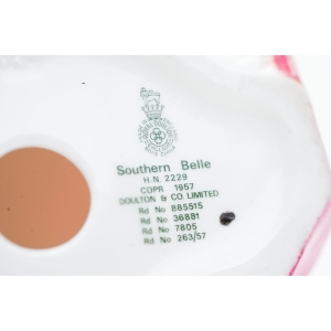 68976 COALPORT SERIA LADIES OF FASHION PIĘKNA FIGURA DAMY W SUKNI (6).JPG