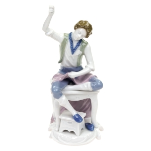 68990 REWELACYJNA STATUETKA FIGURKA KRAWIEC GOEBEL (1).jpg