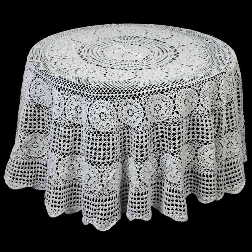 69106 SZYDEŁKO SPORY OKRĄGŁY BIAŁY OBRUS WZÓR W GWIAZDY ROZETY 160 cm (1).jpg