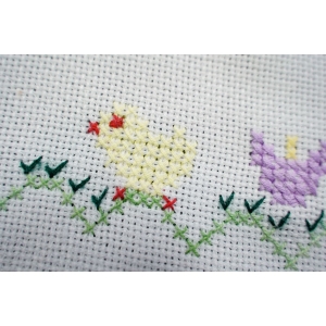 69362 WIELKANOC HAFT KRZYŻYKOWY I KORONKA SZYDEŁKOWA (3).JPG