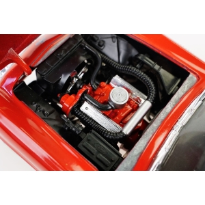 69485 ROAD TOUGH FORD THUNDERBIRD CZERWONY 118 (7).JPG