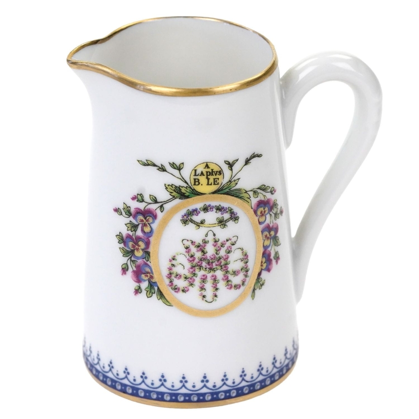 69756 PORCELAINE D’AUTEUIL – PARIS MLECZNIK Z MONOGRAMEM (1).jpg