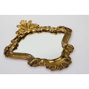 70004 PIĘKNE STYLIZOWANE LUSTRO W ZŁOTEJ RAMIE O WYMYŚLNYM KSZTAŁCIE 51 x 31 cm (5).JPG