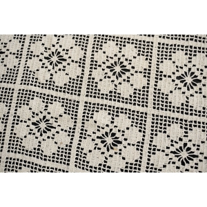 70136 SZYDEŁKO PIĘKNY OBRUS W KWIATKI W KREMIE 150 X 112 CM (3).JPG