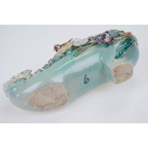 70496 ART NOUVEAU SECESJA FANTASTYCZNA ŻARDINIERA MAJOLIKA PANTOFELEK KWIATY I PTAKI (7).JPG