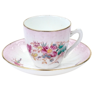 MAESTRICHT FILIŻANKA STARUSZKA RÓŻ I BARWNE KWIATKI