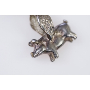 70591 ZAWIESZKA CHARMS LATAJĄCA ŚWINIA SREBRO WAGA 2,9 G (3).JPG