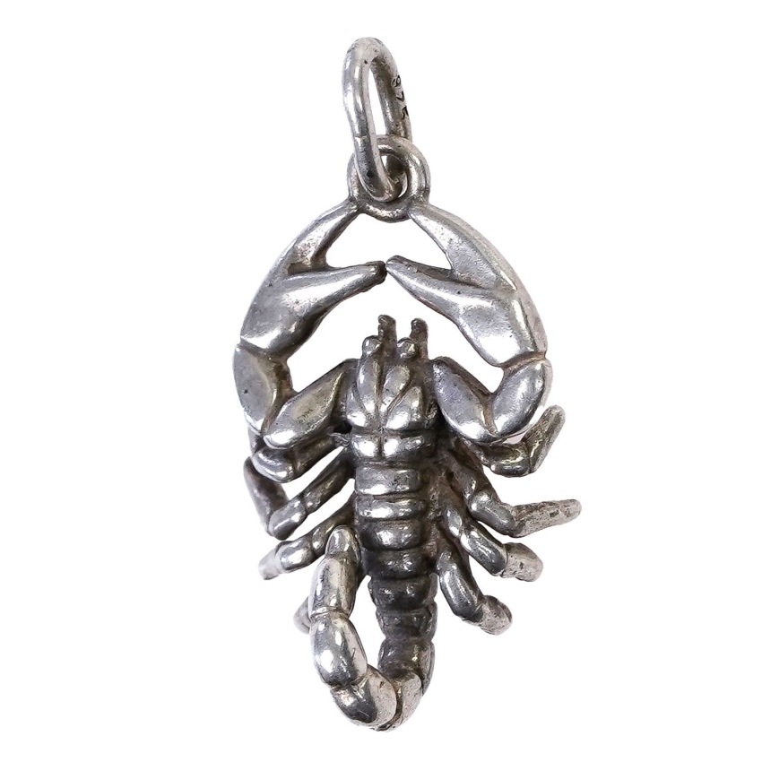 70594 SREBRO PRÓBA 925 WAGA 2,6 G WISIOREK ZNAK ZODIAKU SKORPION (1).jpg