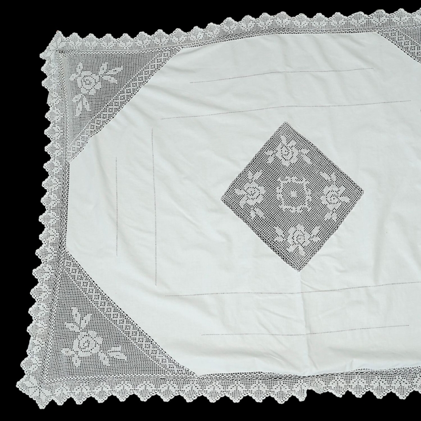 70659 PŁÓTNO SZYDEŁKOWE WSTAWKI BIAŁY OBRUS 165 X 120 CM (1).jpg
