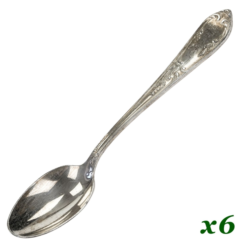 71114 R.S. KOMPLET ŁYŻECZEK DO HERBATY ZE ZDOBIENIEM W STYLU LOUIS XV (1).jpg